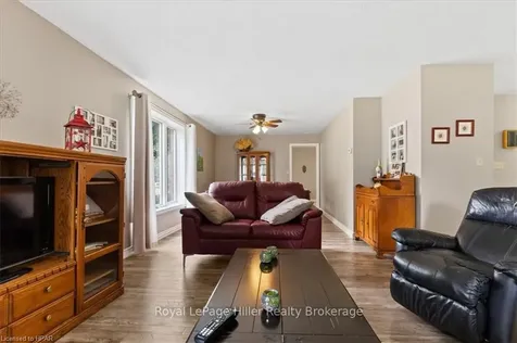 250 Stella Avenue Southwest Middlesex ON N0L 1M0