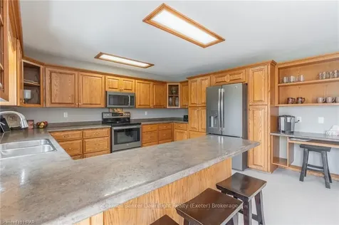 163 Brock Avenue Bluewater ON N0M 1X0