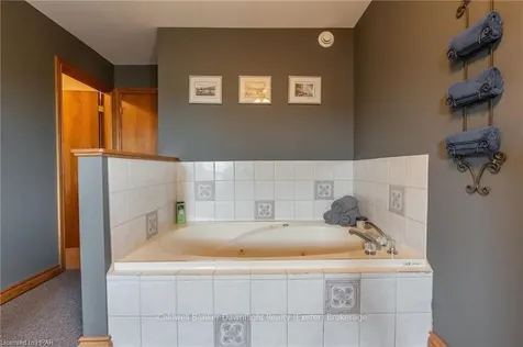 163 Brock Avenue Bluewater ON N0M 1X0