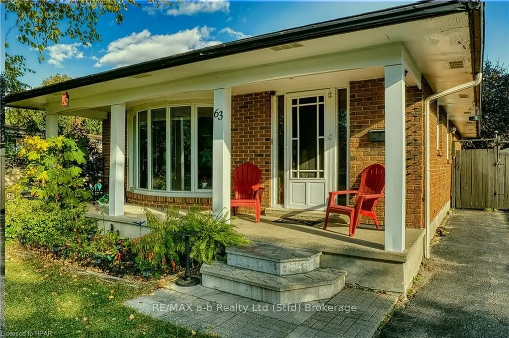 63 Kathryn Crescent Stratford ON N5A 6W9
