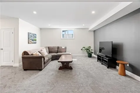 135 Foxborough Place Thames Centre ON N0M 2P0