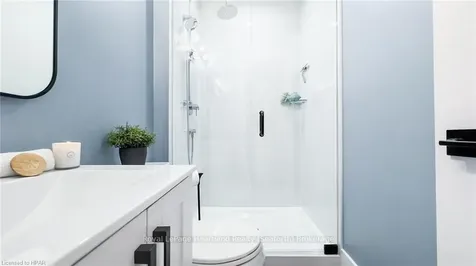 22 Hamilton Street Bluewater ON N0M 1G0