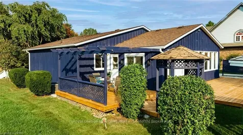 22 Hamilton Street Bluewater ON N0M 1G0