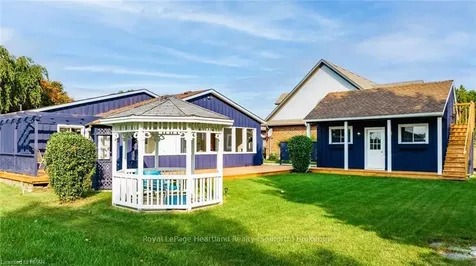 22 Hamilton Street Bluewater ON N0M 1G0