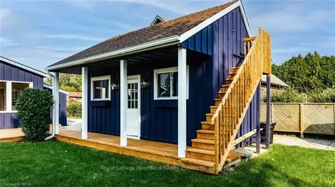 22 Hamilton Street Bluewater ON N0M 1G0