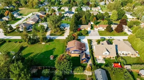 22 Hamilton Street Bluewater ON N0M 1G0