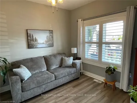 104 Ridgewood Crescent St. Marys ON N4X 1E8