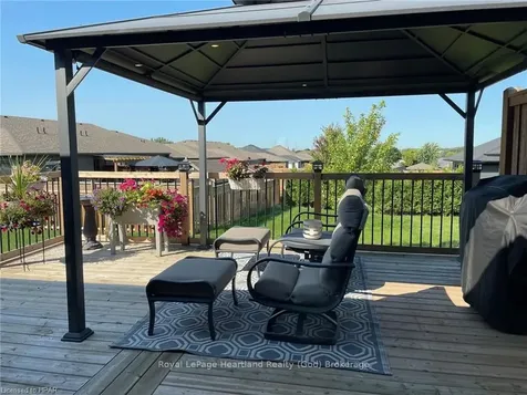 104 Ridgewood Crescent St. Marys ON N4X 1E8