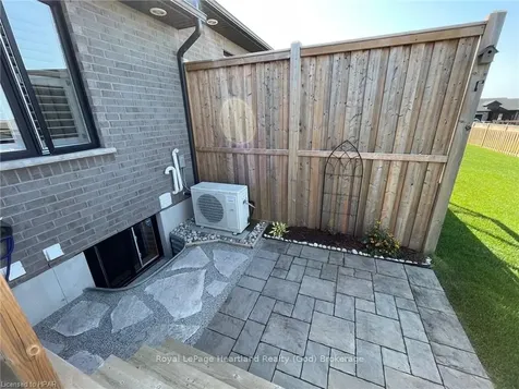 104 Ridgewood Crescent St. Marys ON N4X 1E8