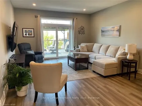 104 Ridgewood Crescent St. Marys ON N4X 1E8