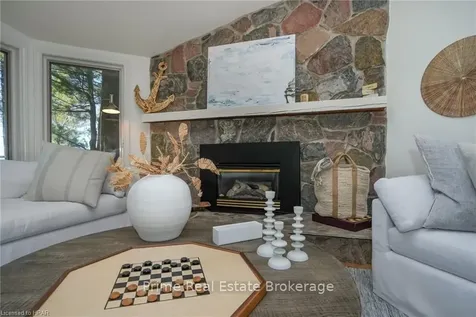 9848 Huron Place Lambton Shores ON N0M 1T0