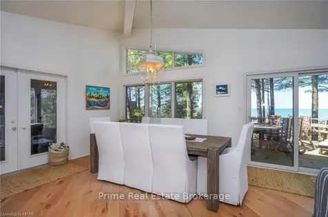 9848 Huron Place Lambton Shores ON N0M 1T0
