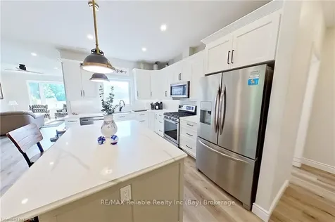 55 Bayfield Mews Lane Bluewater ON N0M 1G0