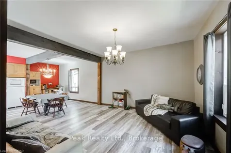 122 Mowat Street Stratford ON N5A 2B9