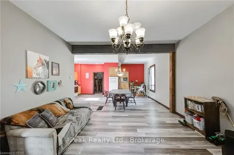 122 Mowat Street Stratford ON N5A 2B9