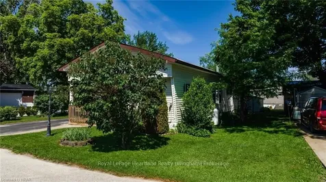 46 Cranberry Drive Ashfield-colborne-wawanosh ON N7A 3Y2