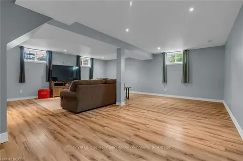 5 Minto Street N Minto ON N0G 1M0
