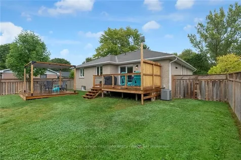 5 Minto Street N Minto ON N0G 1M0