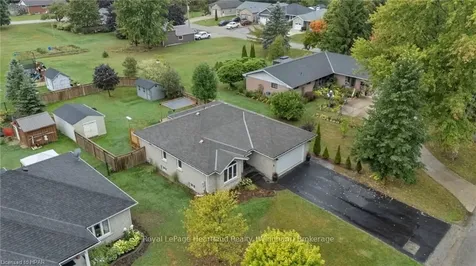 5 Minto Street N Minto ON N0G 1M0