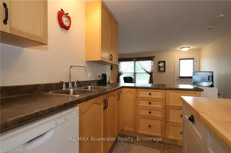 17 John Street S Bluewater ON N0M 2T0