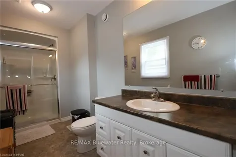 17 John Street S Bluewater ON N0M 2T0