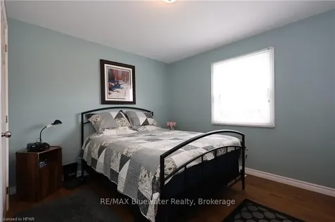 17 John Street S Bluewater ON N0M 2T0