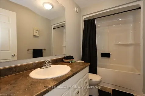 17 John Street S Bluewater ON N0M 2T0