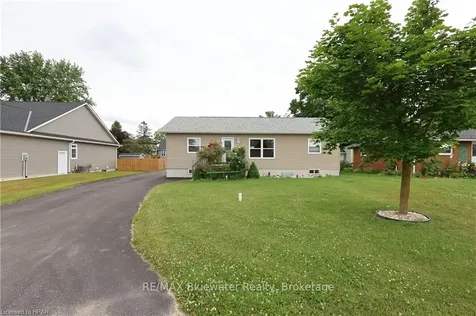 17 John Street S Bluewater ON N0M 2T0