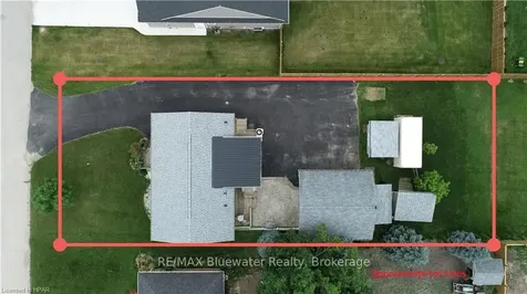 17 John Street S Bluewater ON N0M 2T0