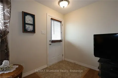 17 John Street S Bluewater ON N0M 2T0