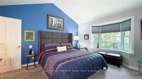 27 George Street Bluewater ON N0M 1G0