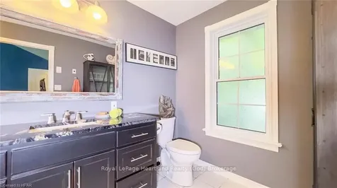 27 George Street Bluewater ON N0M 1G0