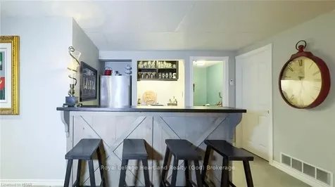 27 George Street Bluewater ON N0M 1G0