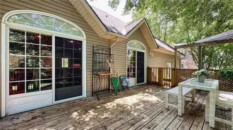 27 George Street Bluewater ON N0M 1G0