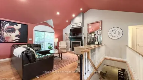 27 George Street Bluewater ON N0M 1G0