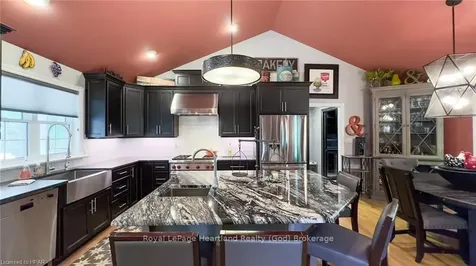 27 George Street Bluewater ON N0M 1G0