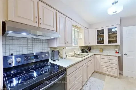 21 Hamilton Street Bluewater ON N0M 1G0