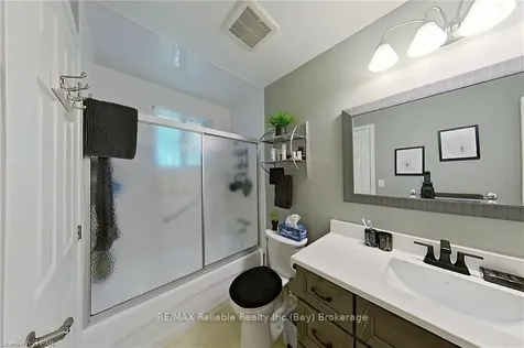 21 Hamilton Street Bluewater ON N0M 1G0