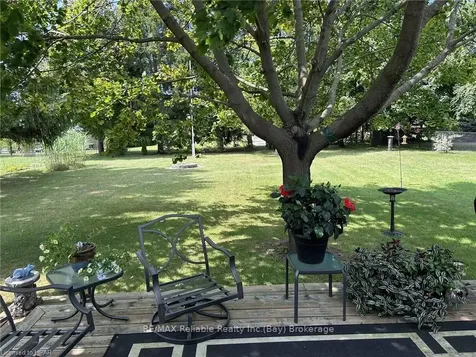 21 Hamilton Street Bluewater ON N0M 1G0