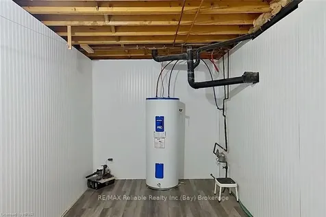 21 Hamilton Street Bluewater ON N0M 1G0