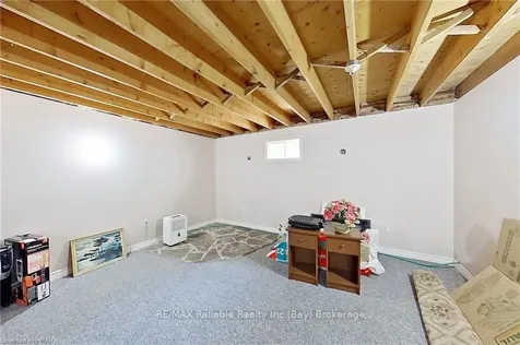 21 Hamilton Street Bluewater ON N0M 1G0