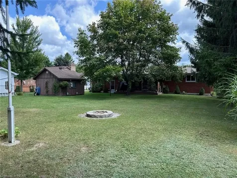 21 Hamilton Street Bluewater ON N0M 1G0