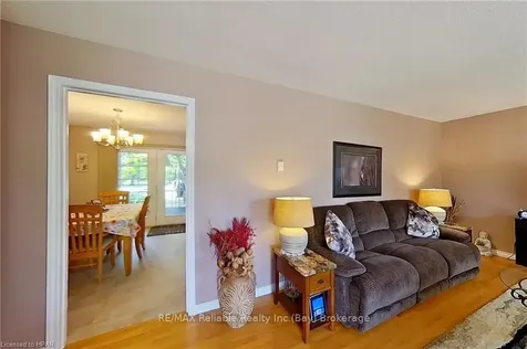 21 Hamilton Street Bluewater ON N0M 1G0