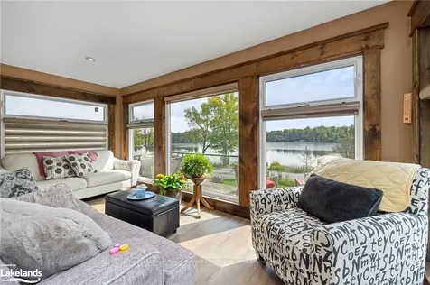12 Lakeshore Road Mckellar ON P0G 1C0