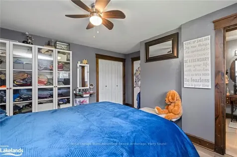 12 Lakeshore Road Mckellar ON P0G 1C0