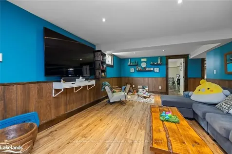12 Lakeshore Road Mckellar ON P0G 1C0