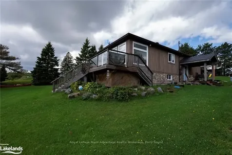 12 Lakeshore Road Mckellar ON P0G 1C0