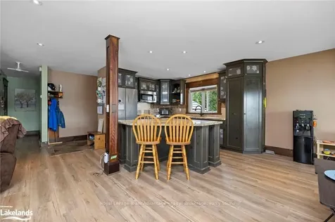 12 Lakeshore Road Mckellar ON P0G 1C0