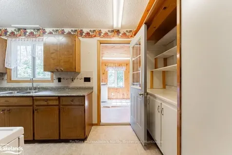 364 Ravenscliffe Road Huntsville ON P1H 1L7