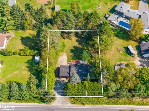 364 Ravenscliffe Road Huntsville ON P1H 1L7